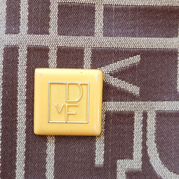 Vintage Diane von Furstenberg Tote Travel Bag Brown Lined Double Handle Purse - Picture 2 of 11